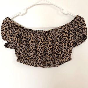 off the shoulder cheetah print top !!